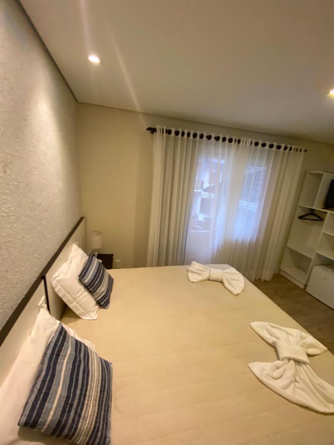 Pousada Ipe Amarelo E Quinta Dos Medeiros Bed & Breakfast Грамаду Екстериор снимка