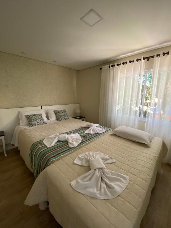Pousada Ipe Amarelo E Quinta Dos Medeiros Bed & Breakfast Грамаду Екстериор снимка