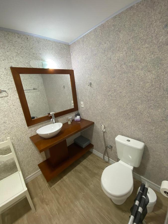 Pousada Ipe Amarelo E Quinta Dos Medeiros Bed & Breakfast Грамаду Екстериор снимка