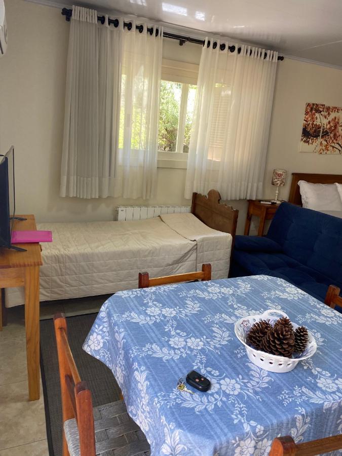 Pousada Ipe Amarelo E Quinta Dos Medeiros Bed & Breakfast Грамаду Екстериор снимка