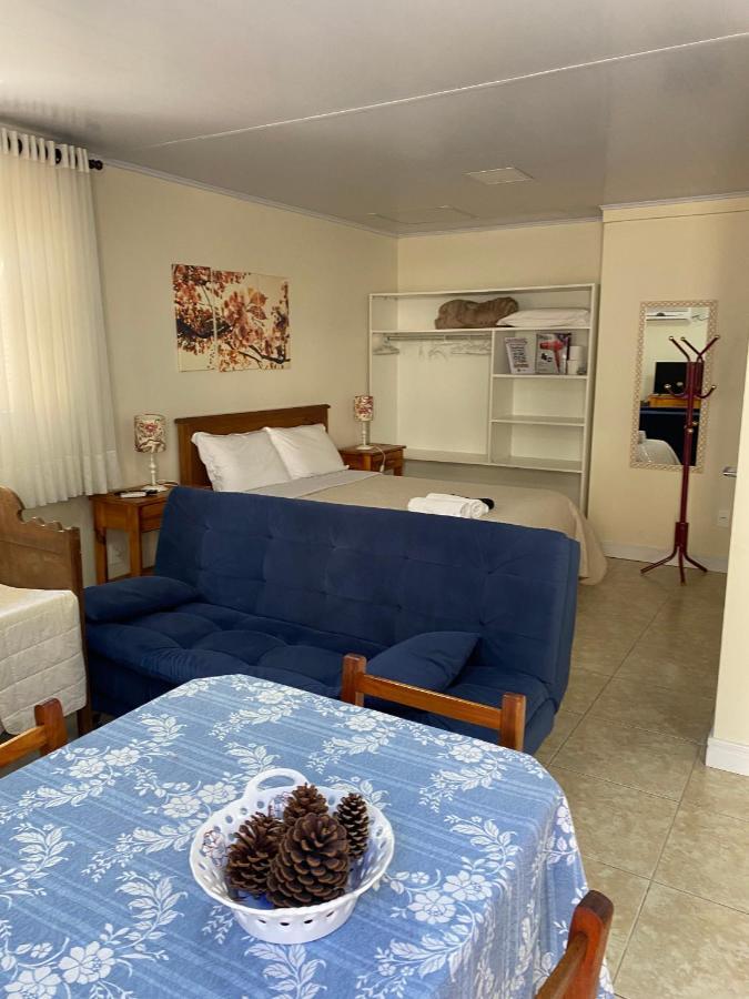 Pousada Ipe Amarelo E Quinta Dos Medeiros Bed & Breakfast Грамаду Екстериор снимка