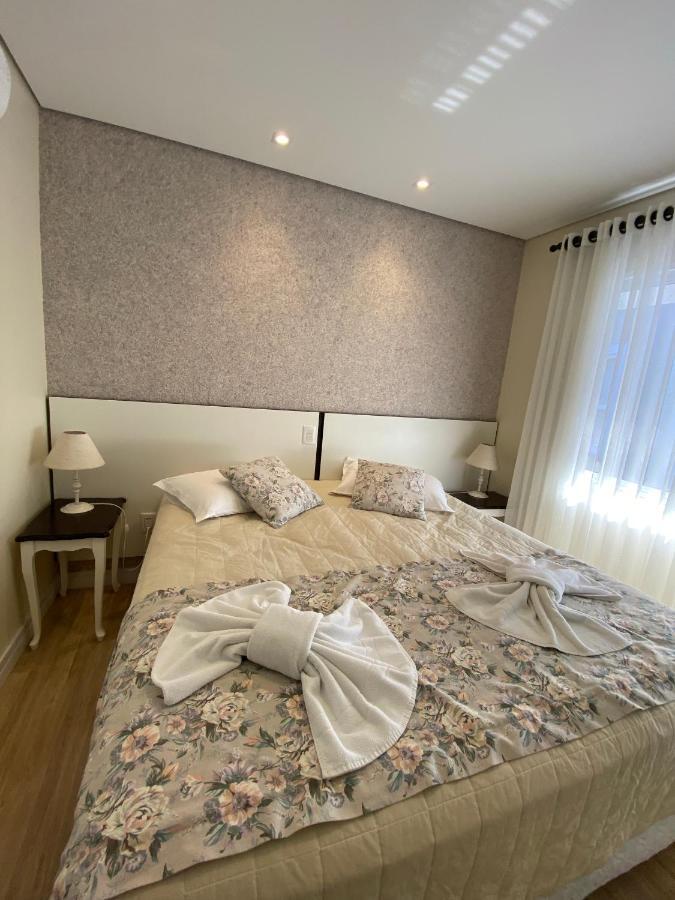 Pousada Ipe Amarelo E Quinta Dos Medeiros Bed & Breakfast Грамаду Екстериор снимка